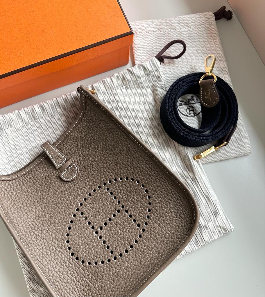 Hermès Mini Evelyne 16 Leather Bag Etoupe Clemence Gold Hardware