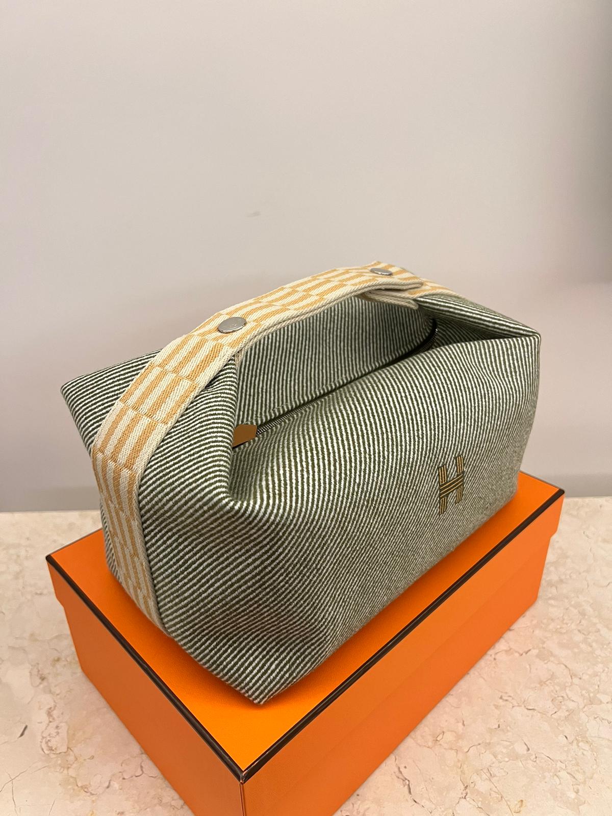 Hermès Bride-a-Brac Case Large (Vert Forêt)