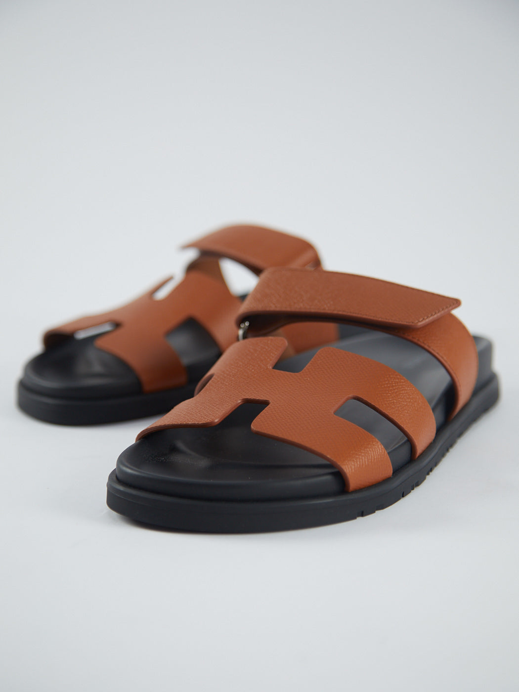 Hermès Chypre Sandals Epsom (Naturel/Black)