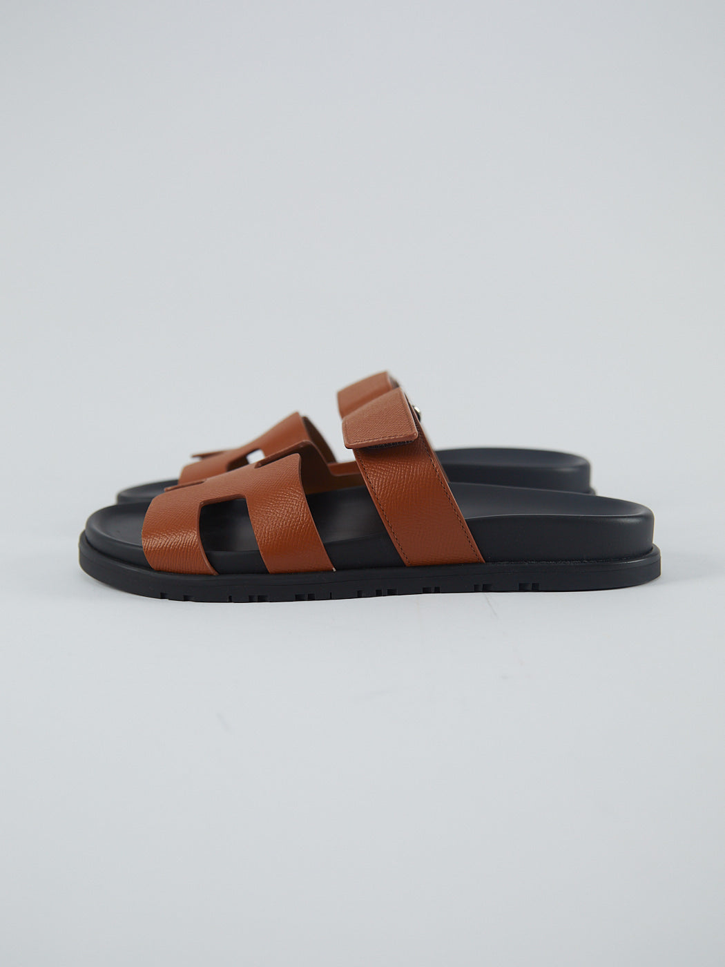 Hermès Chypre Sandals Epsom (Naturel/Black)