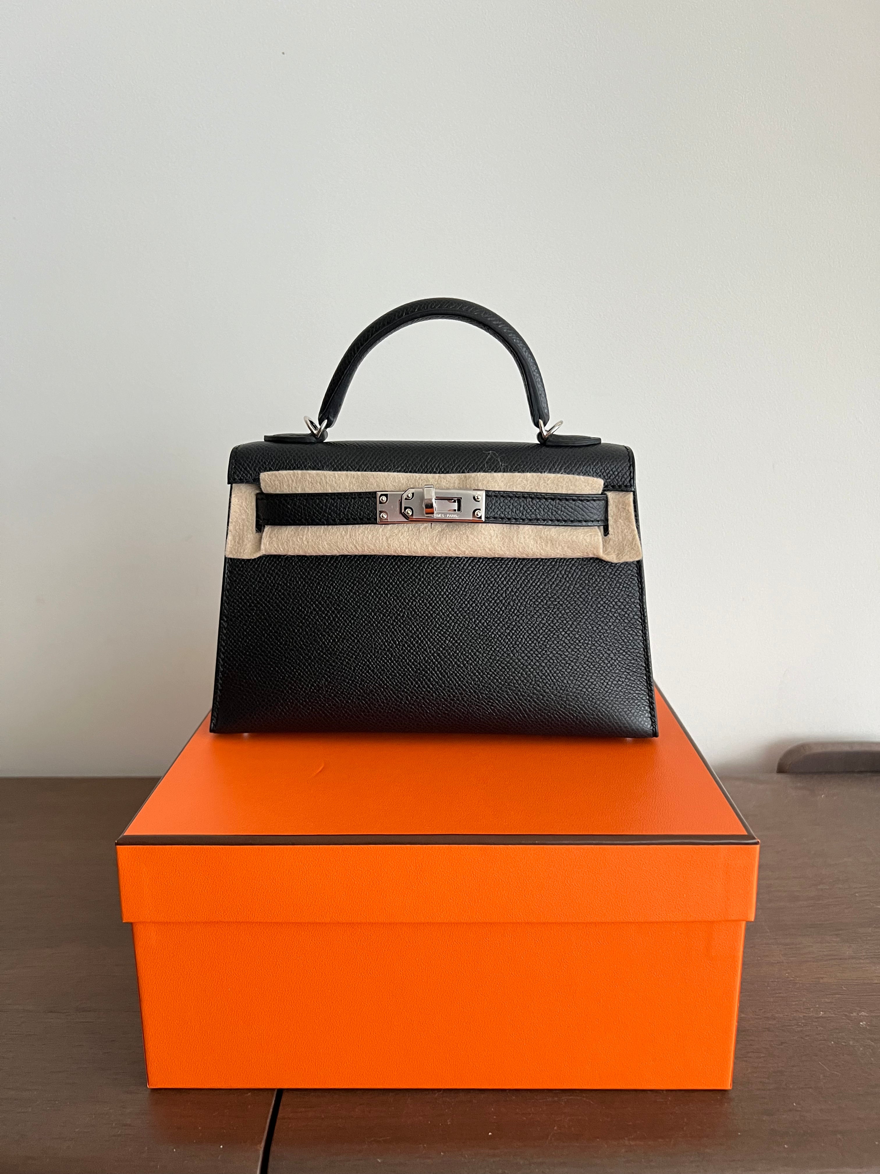 Hermès Mini Kelly 20 Black Epsom PHW