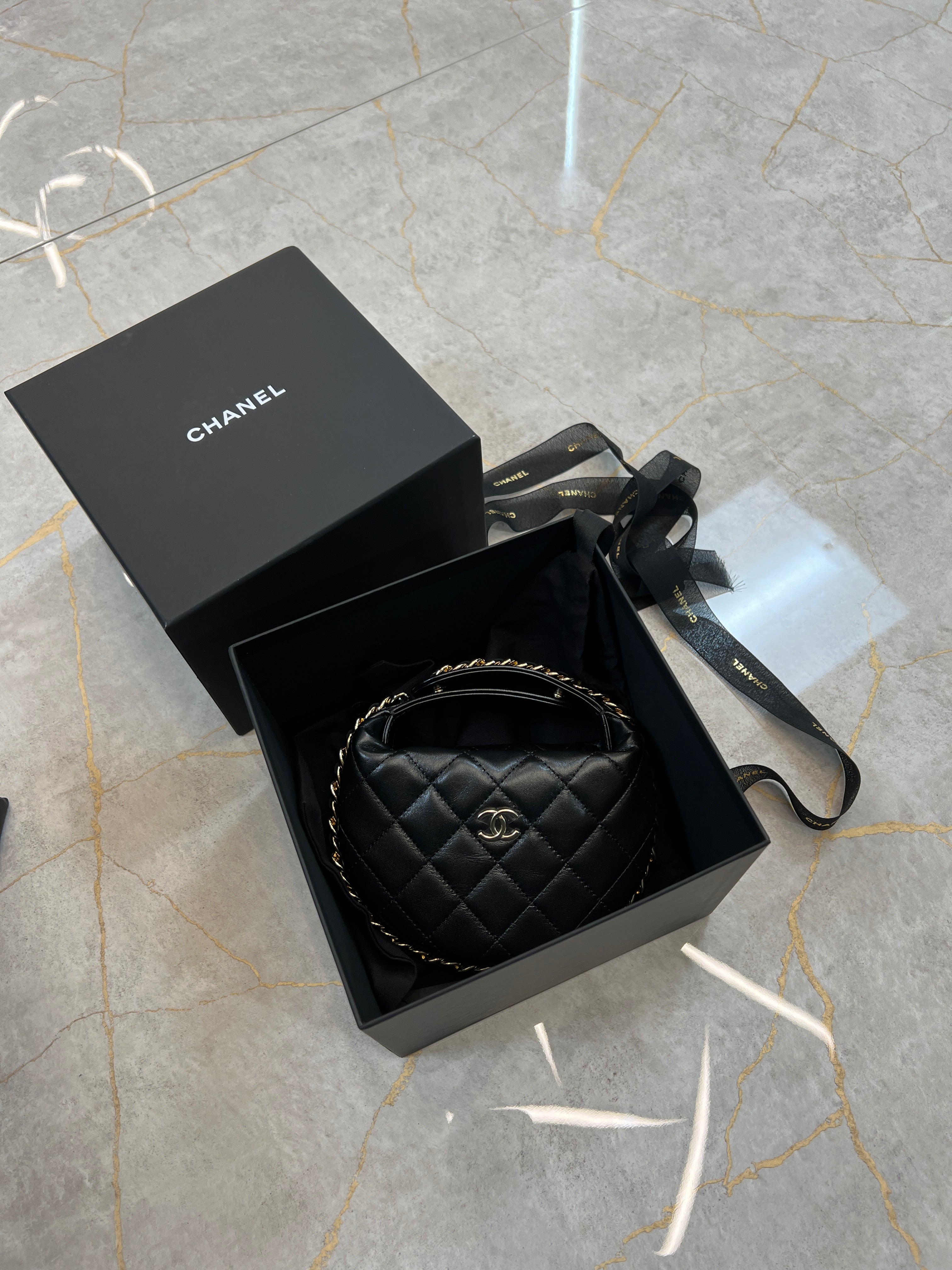 Chanel Pouch Lambskin GHW (Black)