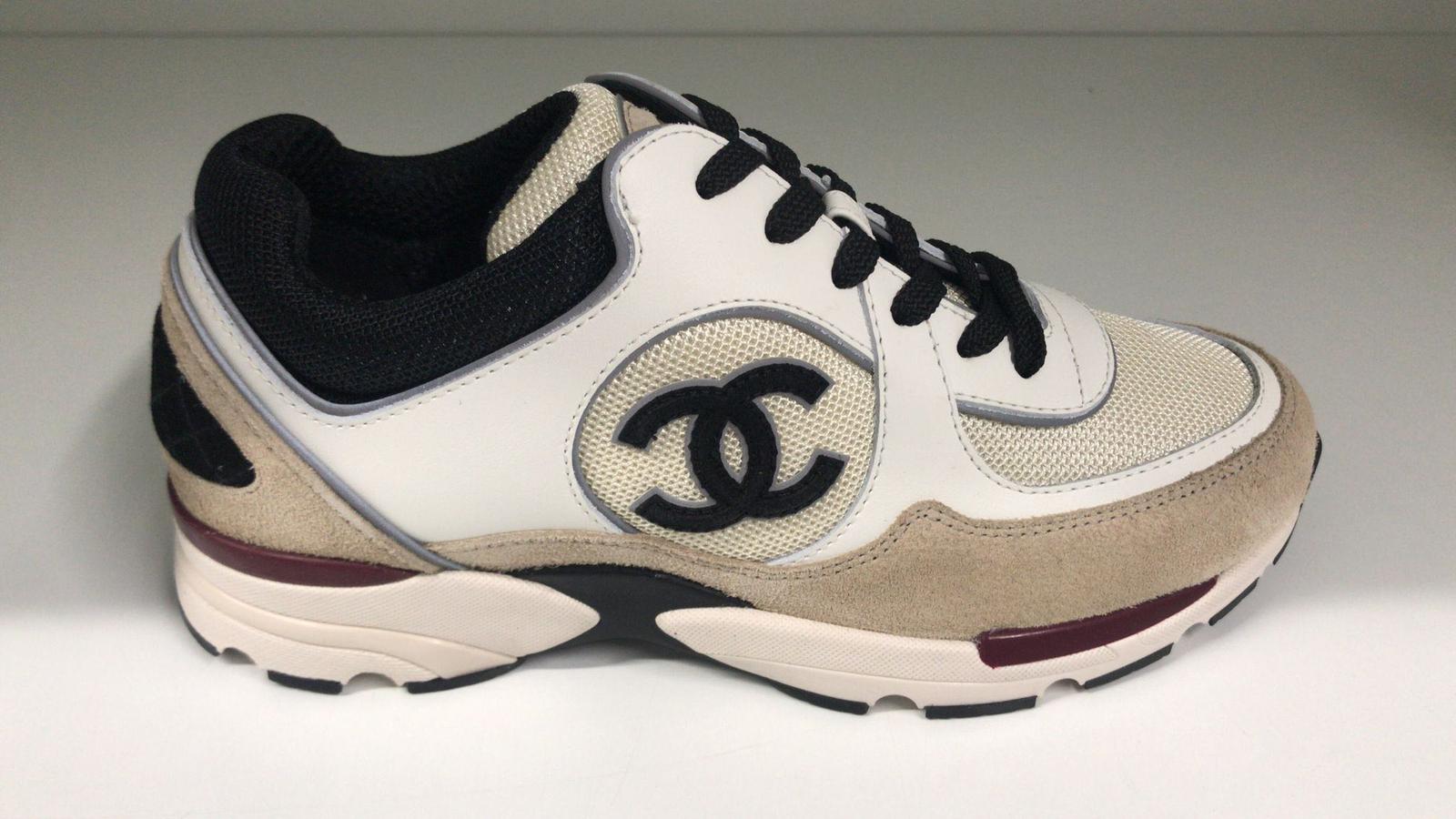 Chanel CC Logo Sneaker Beige/Ivory