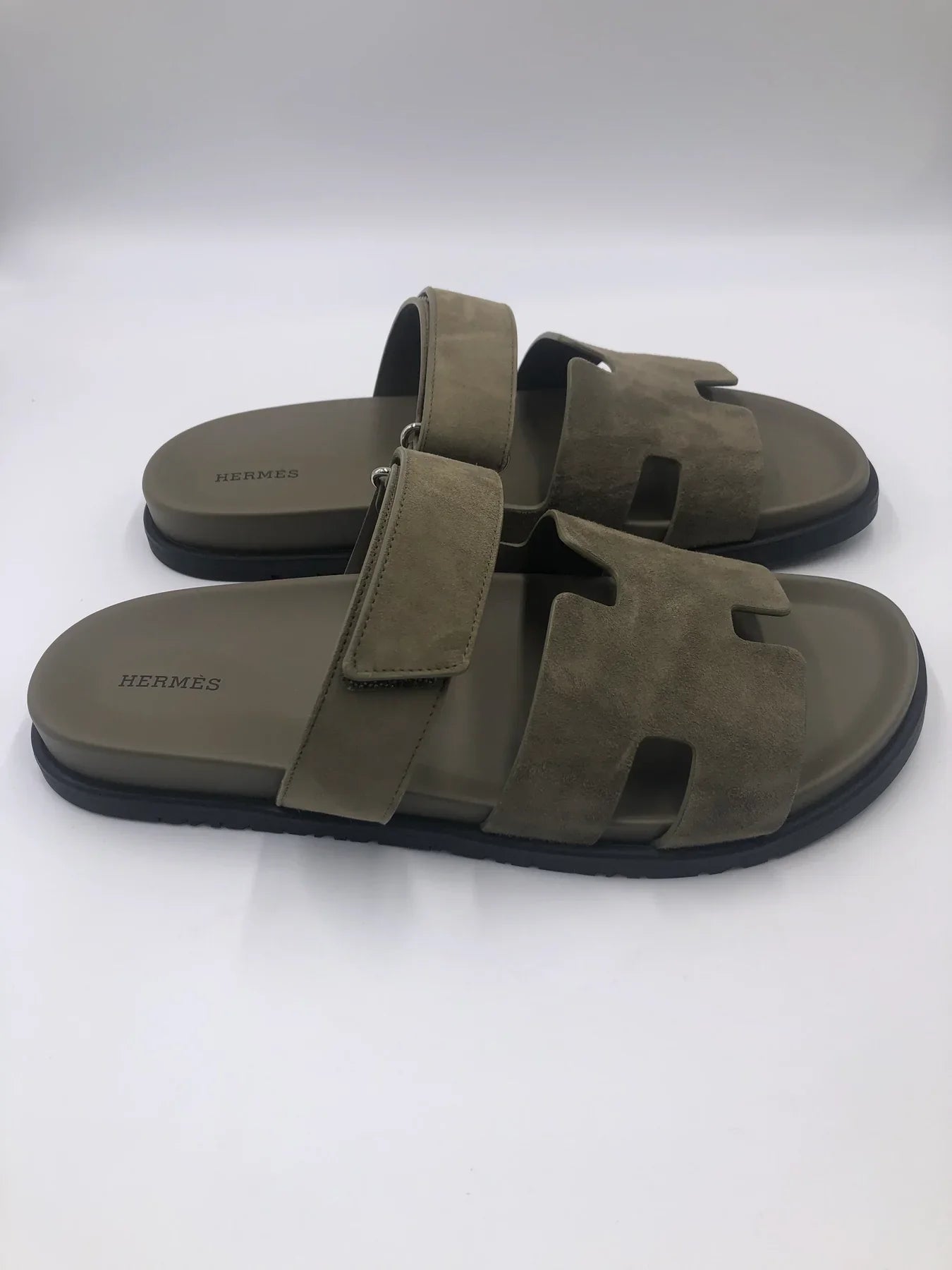 Hermès Chypre Sandals Khaki (Vert Toundra)