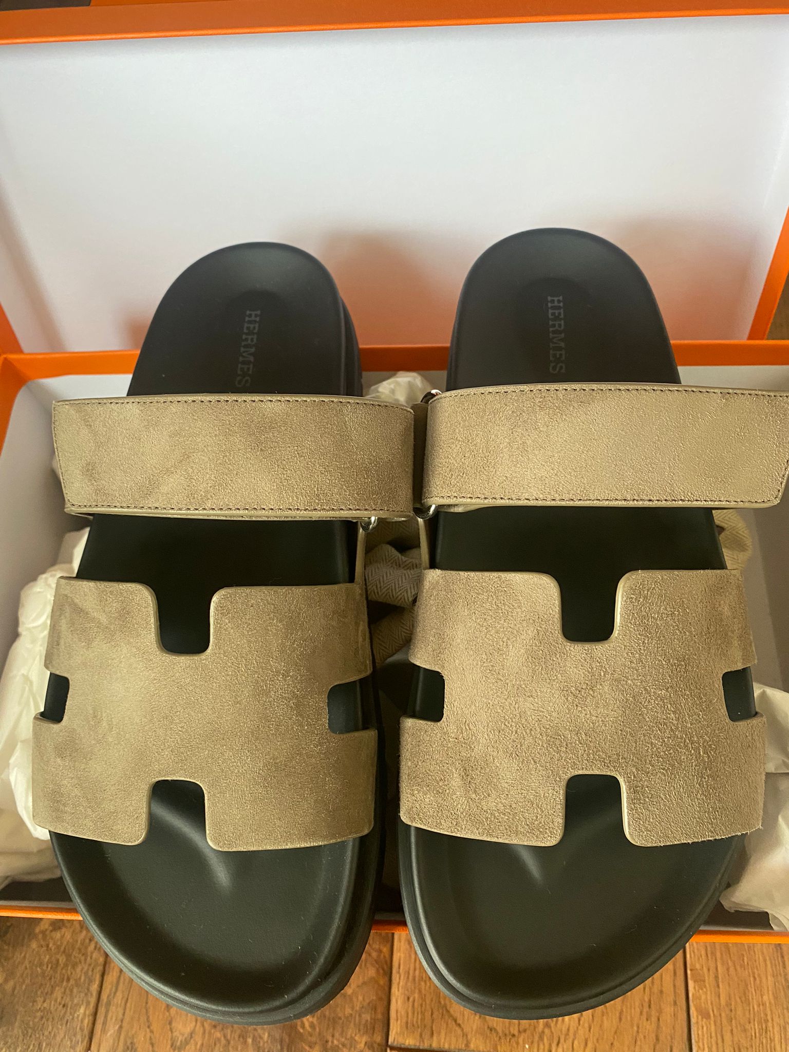 Hermès Chypre Sandals (Khaki/Black)