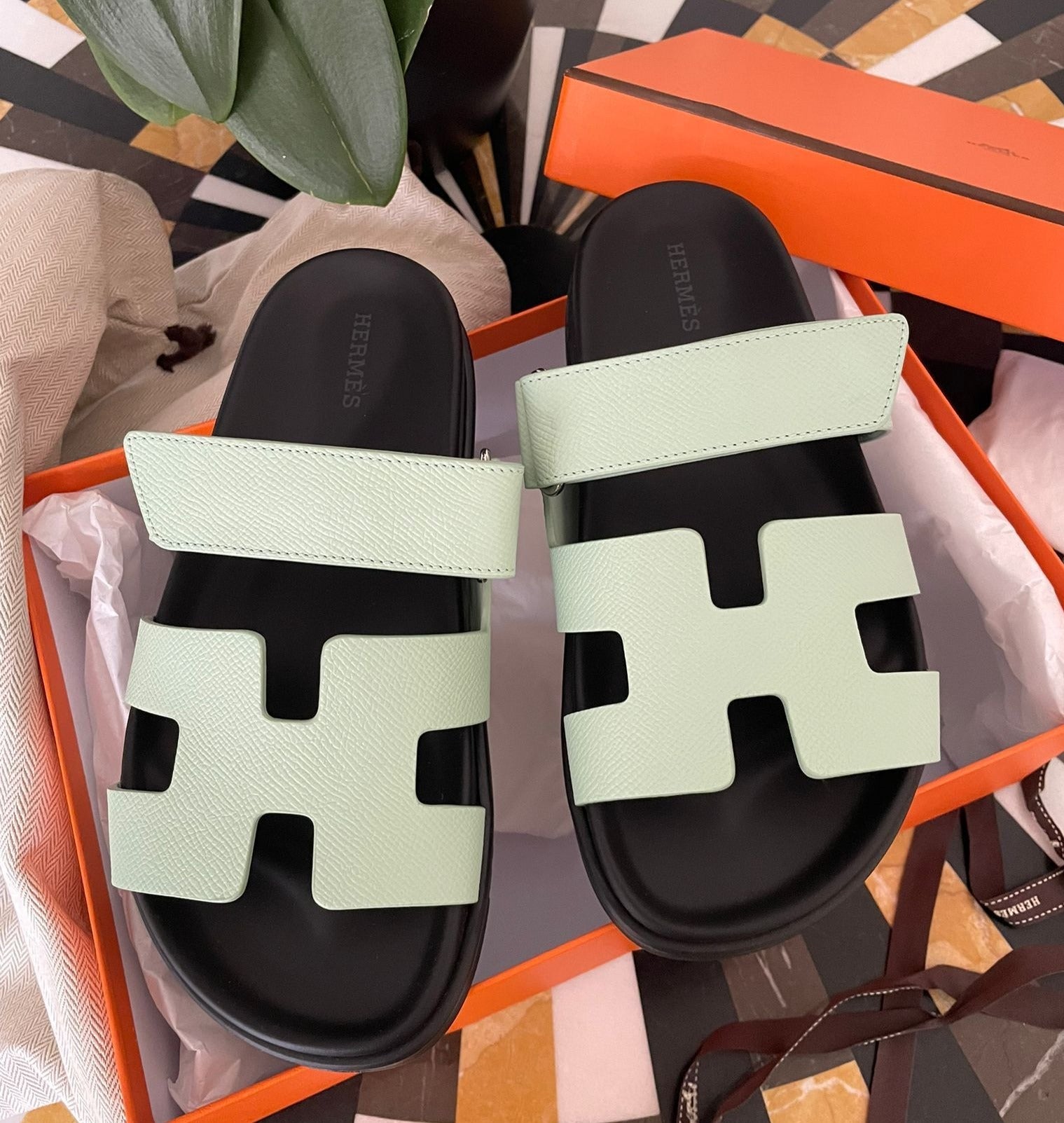 Hermès Chypre Sandals Epsom (Vert Jade)